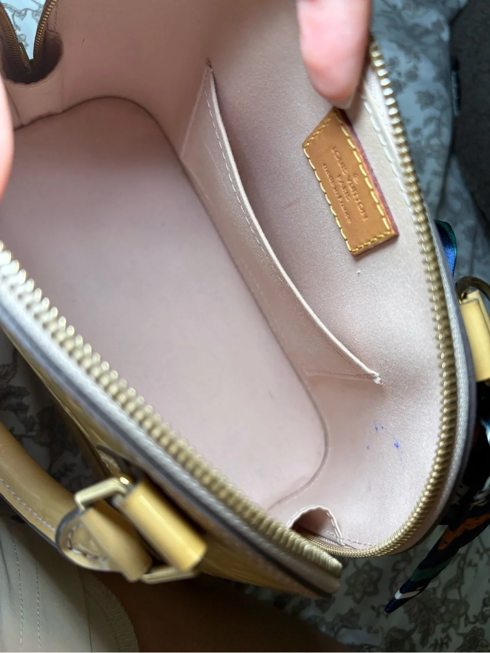 Louis Vuitton Vernis Alma BB Satchel in Beige Patent
